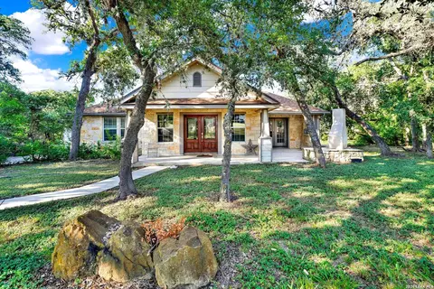 473 County Road 375, San Antonio, TX 78253