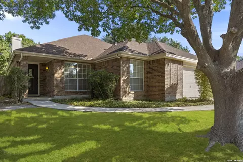 3107 Arts Cir, San Antonio, TX 78247