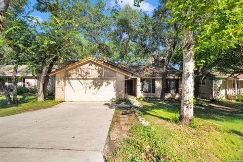 7242 Breeze Holw, San Antonio, TX 78250
