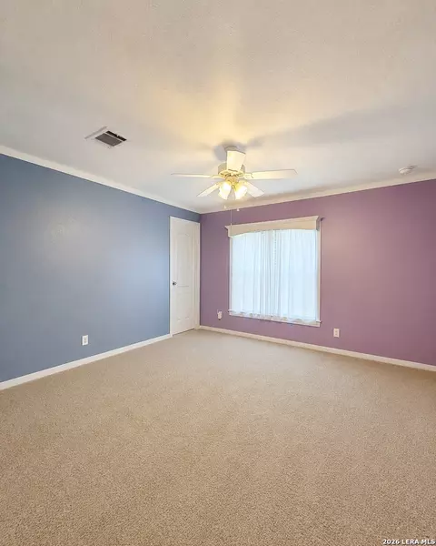 156 County Road 7752, Devine, TX 78016 photo 12