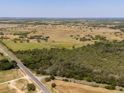 16819 S Evans N, Von Ormy, TX 78073 photo 5