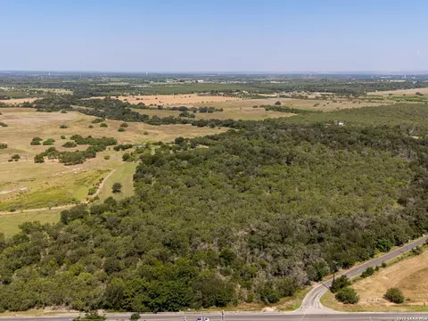 16819 S Evans N, Von Ormy, TX 78073 photo 8