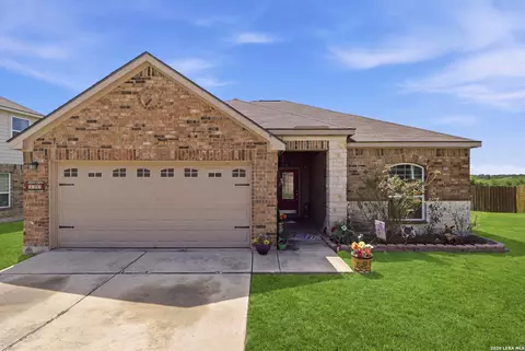 6187 Poinsettia, New Braunfels, TX 78132