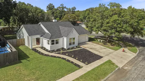 205 Cibolo Basin Dr, Boerne, TX 78006