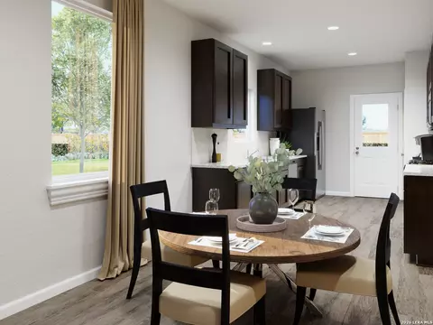 Dining - 11123 Luckenbach Loop, Converse, TX 78109 photo 2 of 2