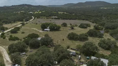 View/Area - 1628 County Road 357, Utopia, TX 78884 photo 6 of 13