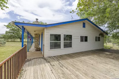 Exterior - 1628 County Road 357, Utopia, TX 78884 photo 8 of 9