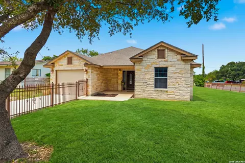 1703 Hunter Blvd, San Antonio, TX 78224