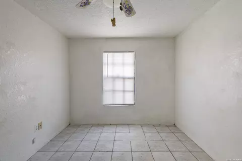 Bedroom - 1265 Duffy St, Eagle Pass, TX 78852 photo 9 of 10