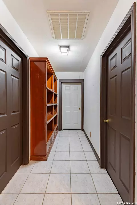 Entry Way - 1265 Duffy St, Eagle Pass, TX 78852 photo 1 of 2