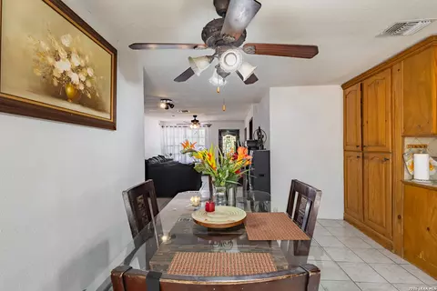 Dining - 1265 Duffy St, Eagle Pass, TX 78852 photo 1 of 4