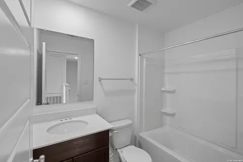 Bath - 1222 Punta Mita St, Converse, TX 78109 photo 1 of 2