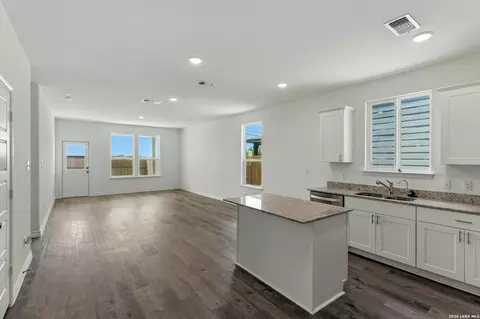 Living - 1239 Toro Playa, Converse, TX 78109 photo 1 of 5