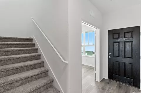 Entry Way - 1239 Toro Playa, Converse, TX 78109 photo 2 of 5