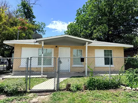 2604 Chihuahua St, San Antonio, TX 78207