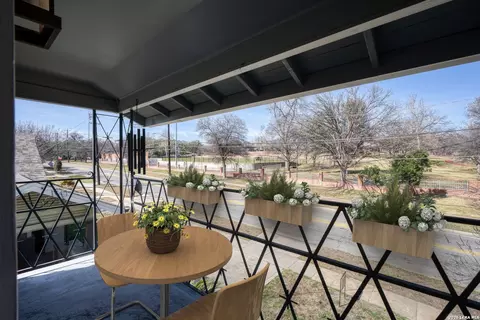 608 E Mulberry, San Antonio, TX 78212