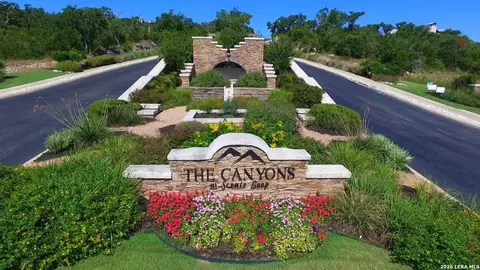 23702 Oakshire Rdg, San Antonio, TX 78255
