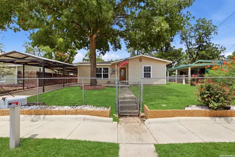 131 Willee Dr, San Antonio, TX 78228