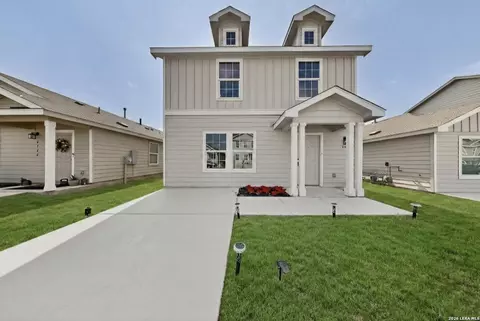 4140 Water Fall Cv, San Antonio, TX 78223