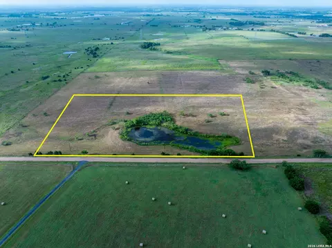 01 Berger Rd, Schulenburg, TX 78945