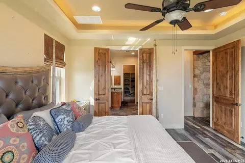 Bedroom - 241 E Lynx Cv, Blanco, TX 78606 photo 3 of 10