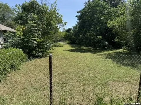 254 Aldama, San Antonio, TX 78237