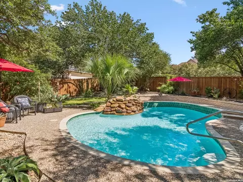 24815 Birdie Rdg, San Antonio, TX 78260