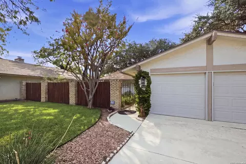 13611 Chenille, San Antonio, TX 78232