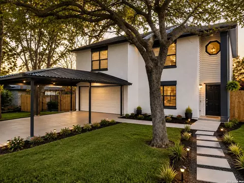 2117 Farmsville, San Antonio, TX 78245