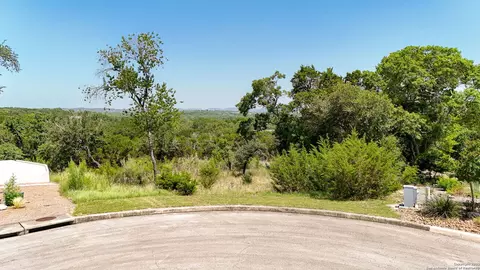 116 Balcones Bnd, Boerne, TX 78006