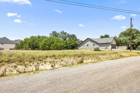 223 Peter Kleid Loop, Blanco, TX 78606 photo 8