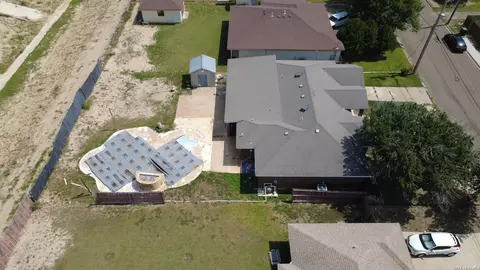 View/Area - 346 Falcon, Eagle Pass, TX 78852 photo 4 of 5