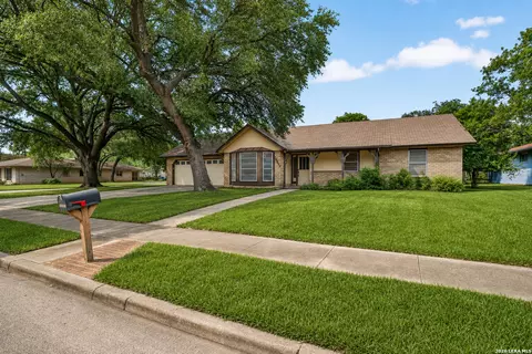 10503 Luzon Dr, San Antonio, TX 78217