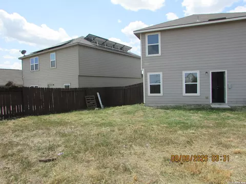 Exterior - 15010 Silvertree Cv, Von Ormy, TX 78073 photo 6 of 8