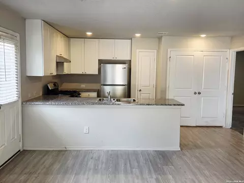 Kitchen - 9220 Griffith Run, Converse, TX 78109 photo 1 of 1