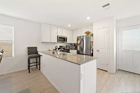 Kitchen - 10707 Sweepback Trl, Converse, TX 78109 photo 1 of 1