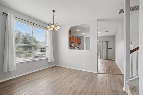 162 Cardinal Way, San Antonio, TX 78253