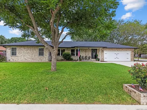 169 Cora St, New Braunfels, TX 78130