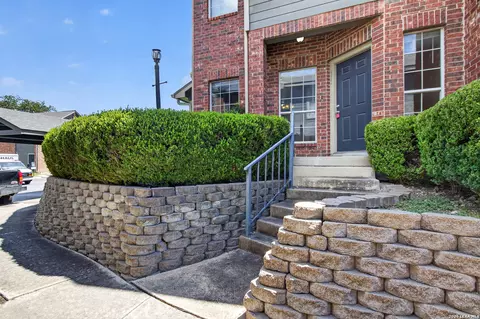 36 Chapel Hill Cir #36, San Antonio, TX 78240