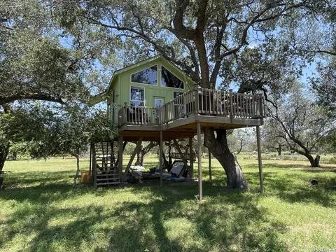 Other - 574 County Road 660, Devine, TX 78016 photo 15 of 26