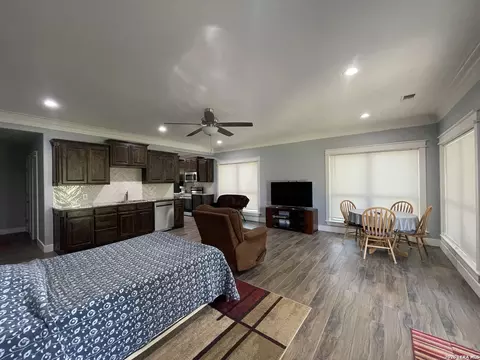 Bedroom - 574 County Road 660, Devine, TX 78016 photo 16 of 18