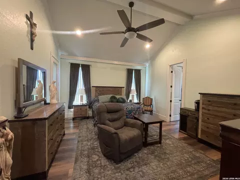 Bedroom - 574 County Road 660, Devine, TX 78016 photo 1 of 18