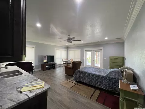 Bedroom - 574 County Road 660, Devine, TX 78016 photo 17 of 18