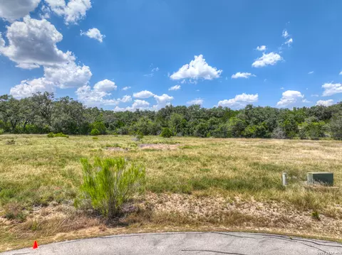 2121 Camino Way, Canyon Lake, TX 78133