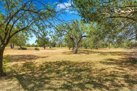 58 Covey Dr, Lytle, TX 78052 photo 42