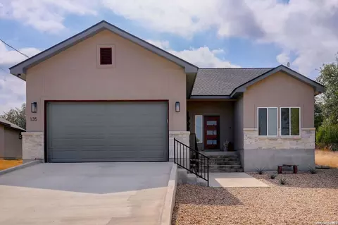 135 W Pat Dolan, Blanco, TX 78606