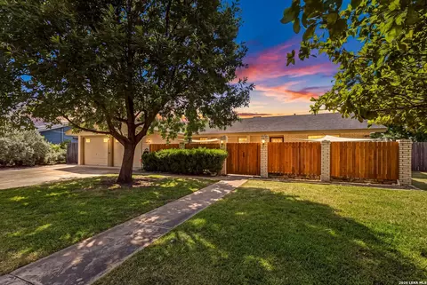 1310 Tulip Ln, New Braunfels, TX 78130