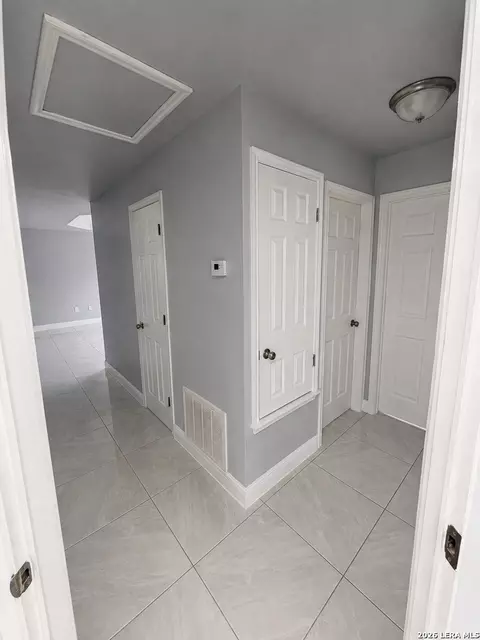 Entry Way - 2172 La Jolla St, Eagle Pass, TX 78852 photo 1 of 1