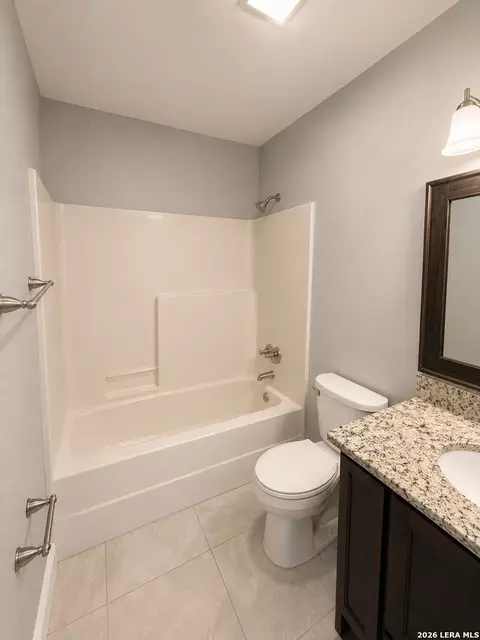 Bath - 2172 La Jolla St, Eagle Pass, TX 78852 photo 2 of 4