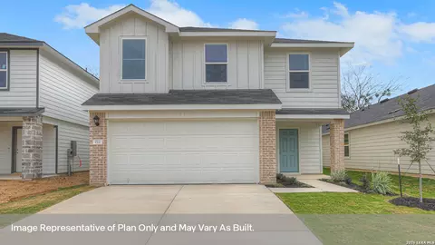 1226 Avery Ranch Dr, New Braunfels, TX 78130